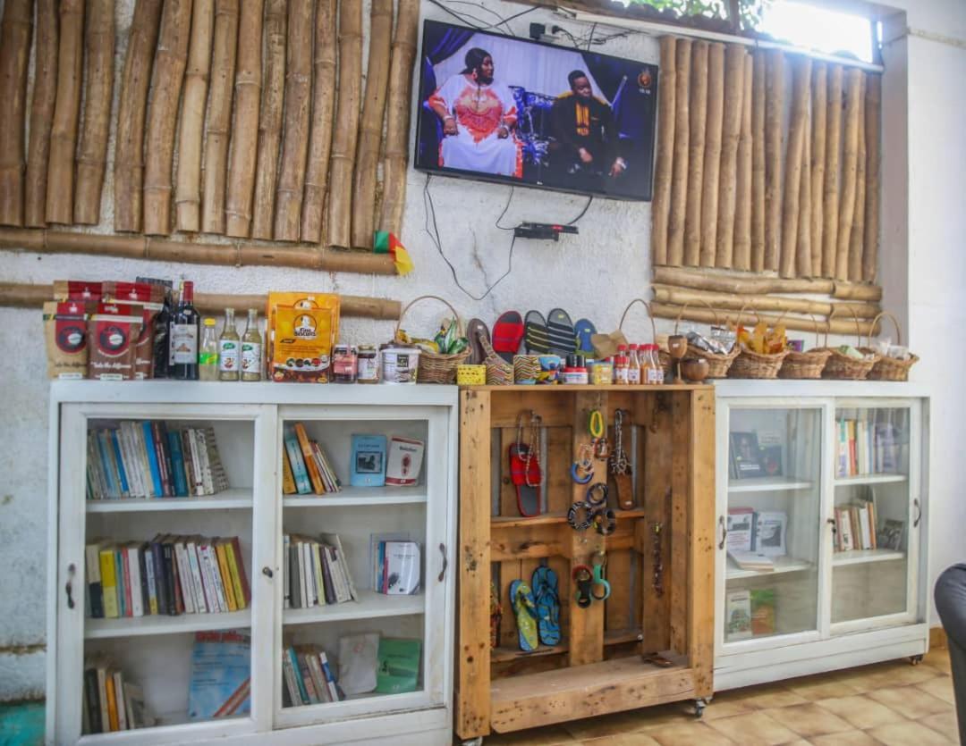 Yaoundé Fiiaa酒店 外观 照片